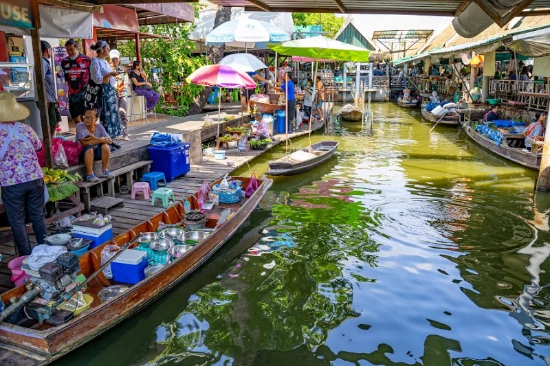 Chợ nổi ở Bangkok