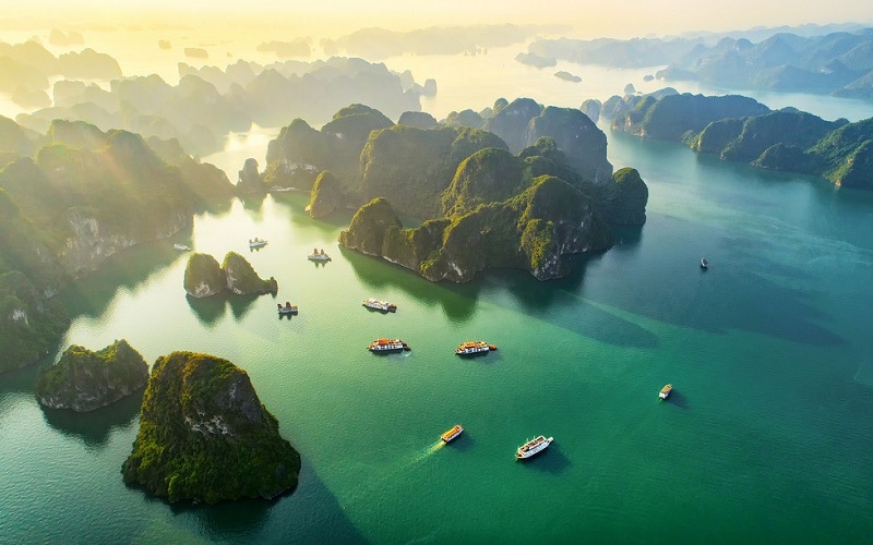 Hành trình du thuyền nhỏ ở Việt Nam trong số các chuyến Tour du thuyền Đông Nam Á tốt nhất