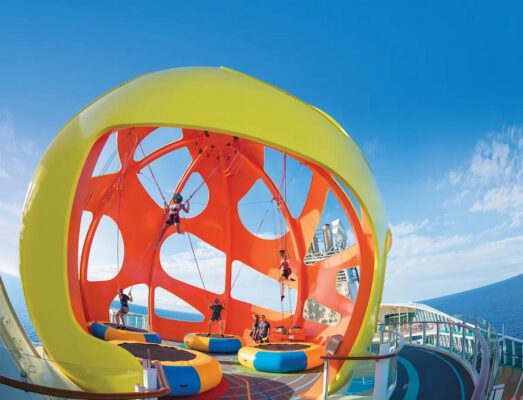 Royal Caribbean đang loại bỏ Sky Pad trên tất cả các du thuyền của mình