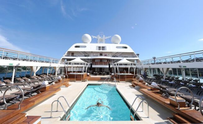 8 chuyến tour du thuyền đắt nhất thế giới