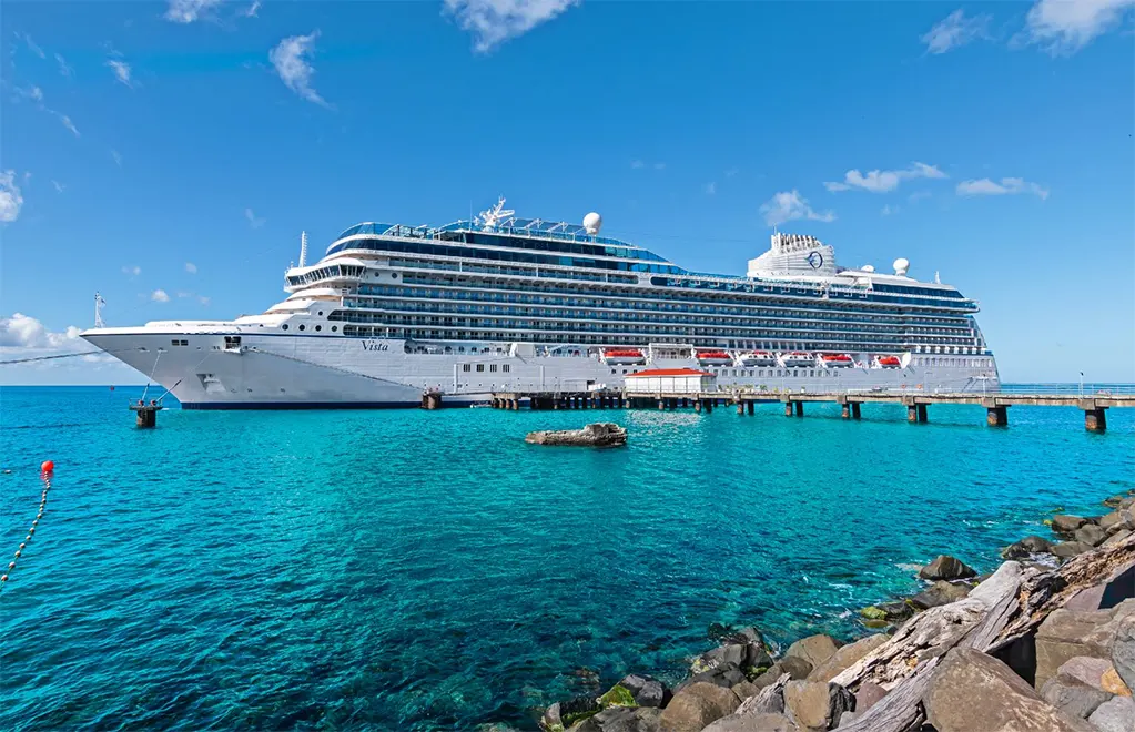Chuyến tour du thuyền độc đáo từ Miami ghé thăm mọi nơi từ Nam Cực đến Bali