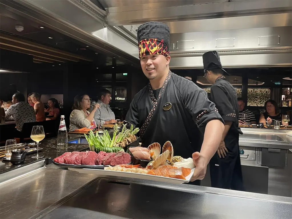 (Kaito Teppanyaki trên MSC Seashore / Tháng 6 năm 2023)