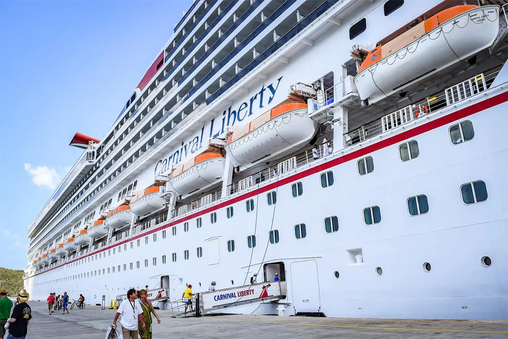 Việc hủy chuyến tour du thuyền vào phút chót đóng vai trò như một lời cảnh báo để tránh những hành trình này