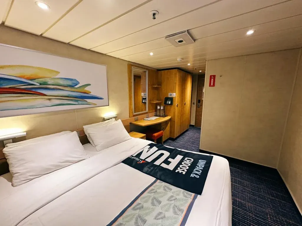 Tôi đã ở trong một cabin không có cửa sổ trong chuyến tour du thuyền 5 đêm trên tàu Carnival Elation
